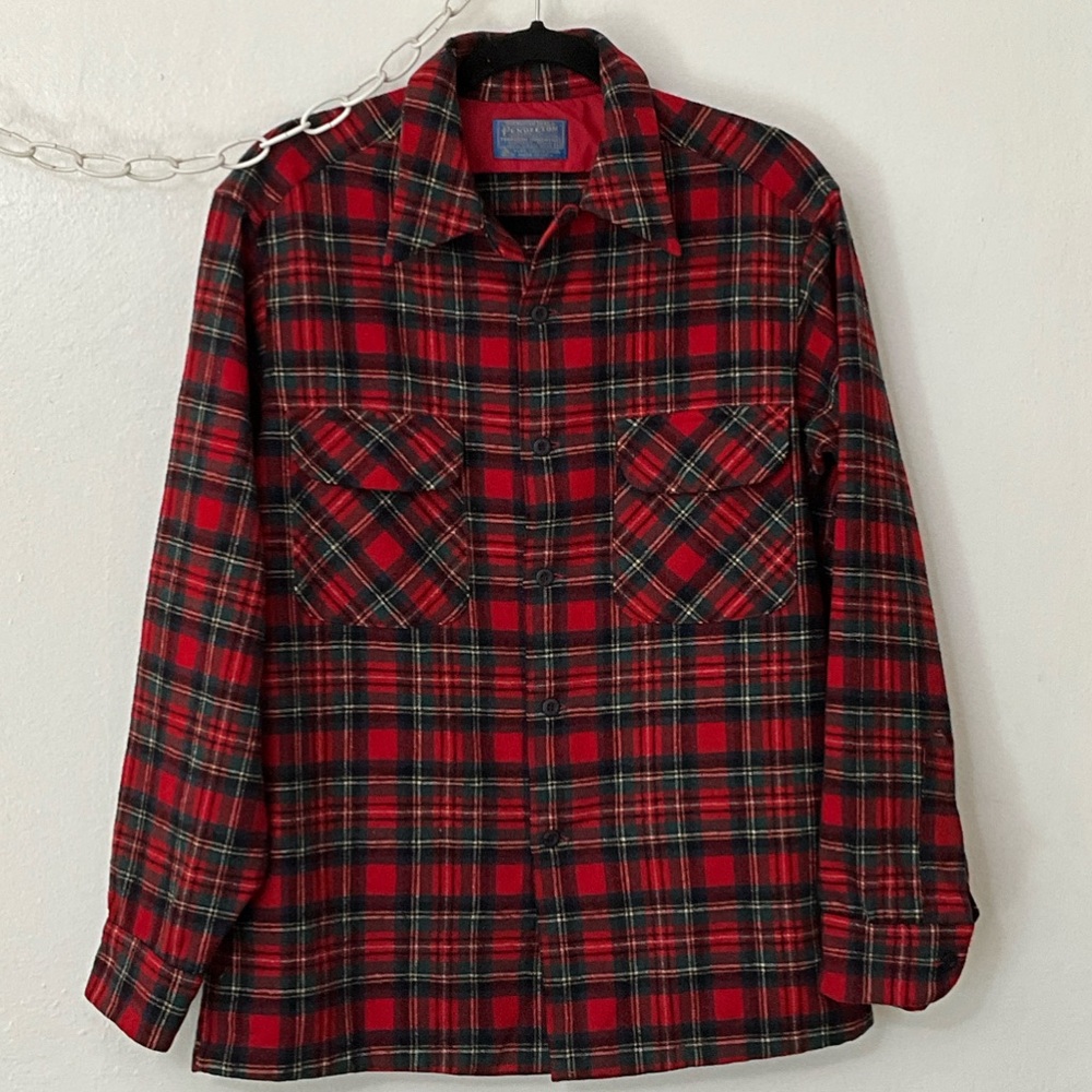 Men's Red Plaid Flannel Button-Up Shirt
